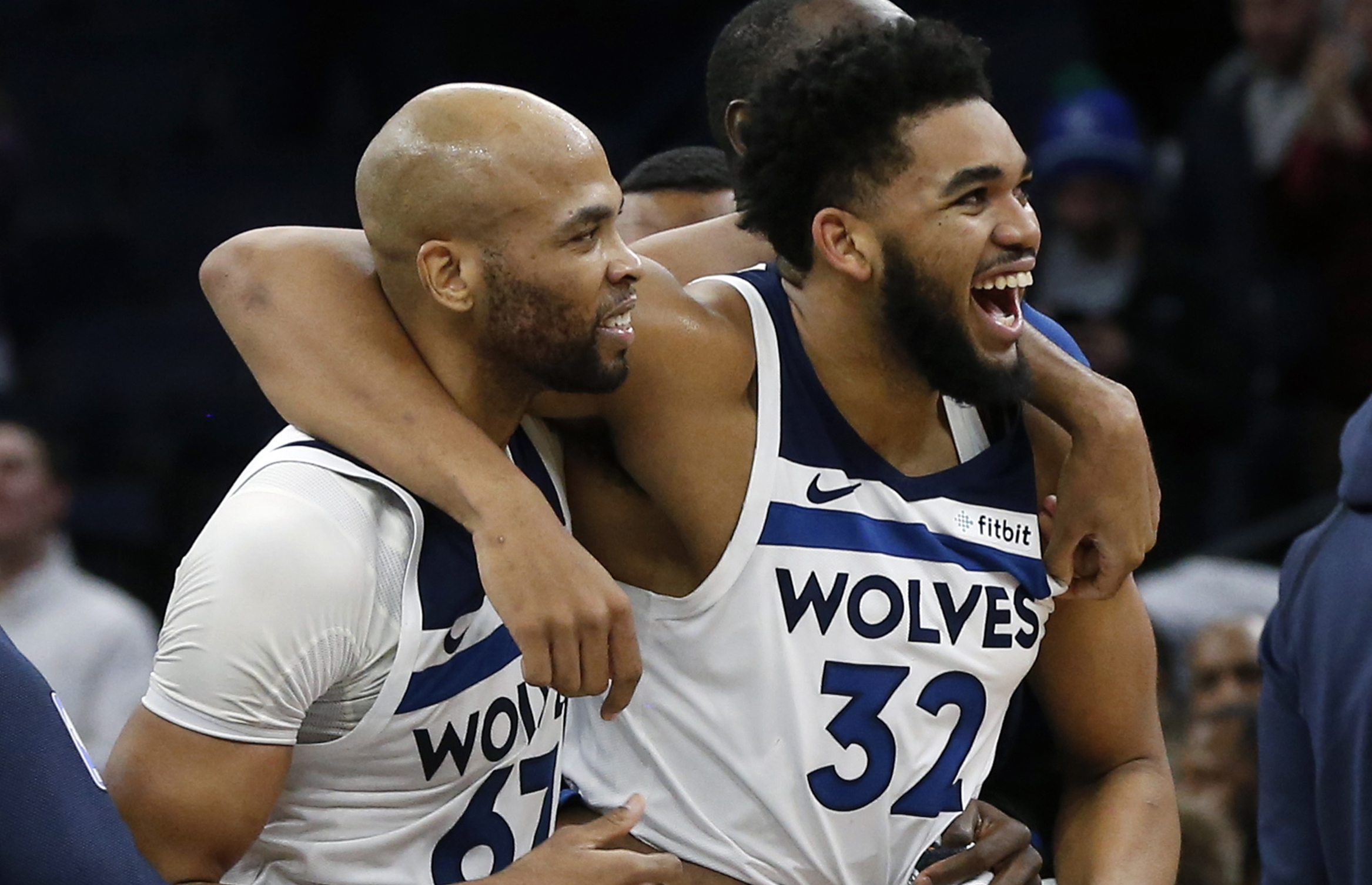 宽肩厚胸 宽肩厚胸